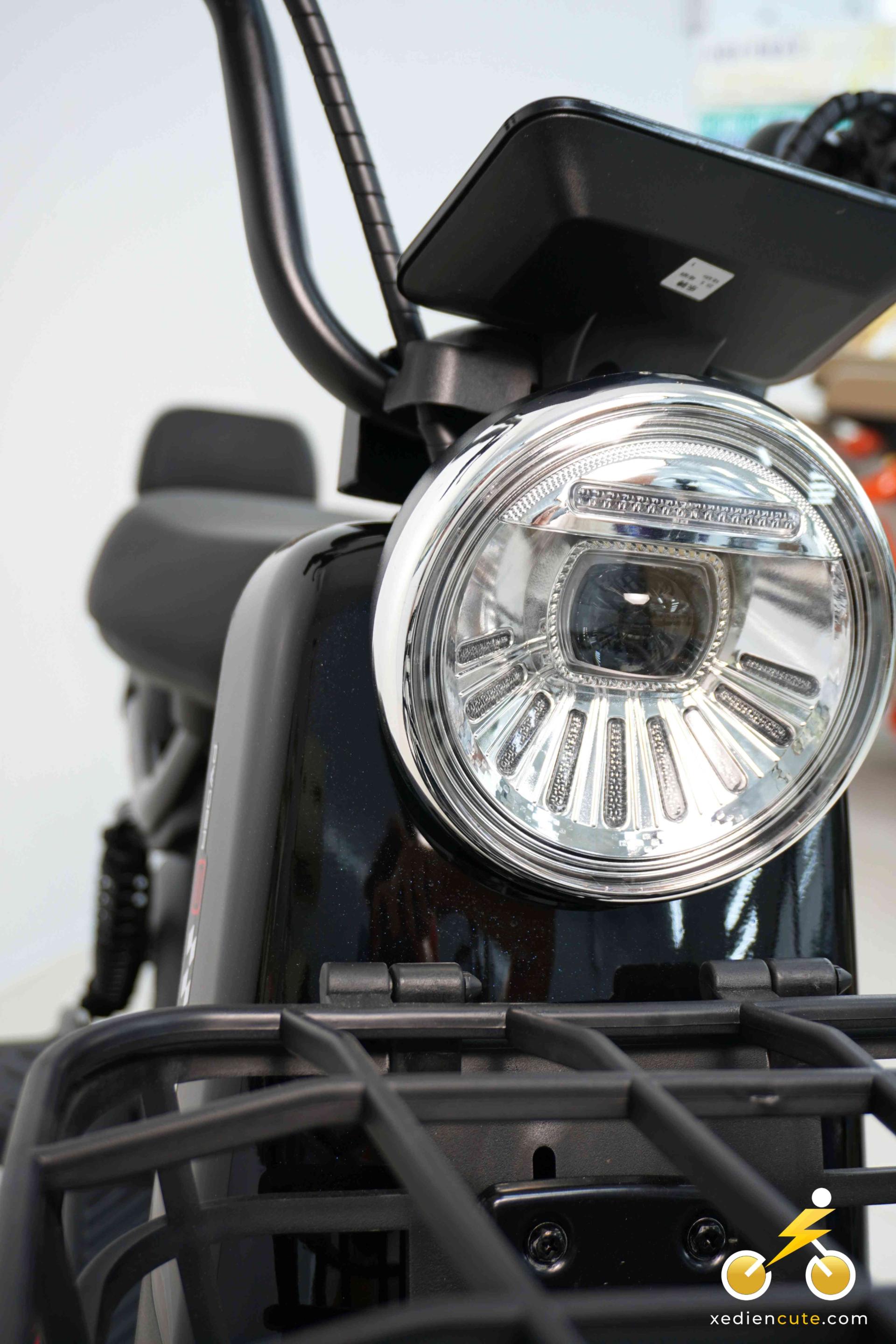 đèn xe đạp điện